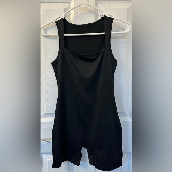 🖤FINAL SALE🖤 Black Bodysuit/ Leotard Size Small NWOT - Picture 2 of 3